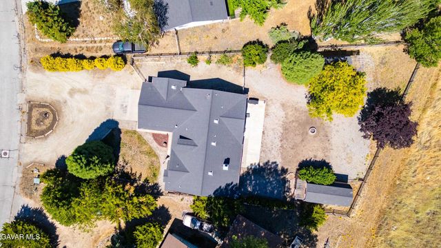 29960 Caddy Lane, Tehachapi, CA 93561