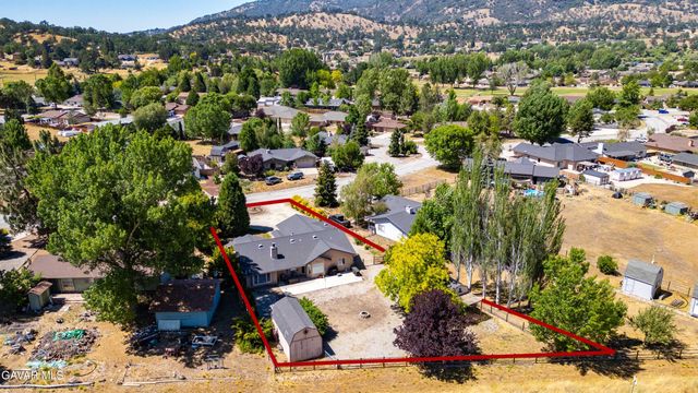 29960 Caddy Lane, Tehachapi, CA 93561
