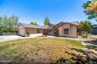 29960 Caddy Lane, Tehachapi, CA 93561