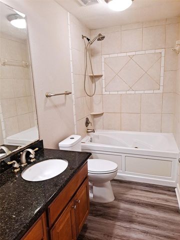 3206 River Valley Drive, Houston, TX 77339