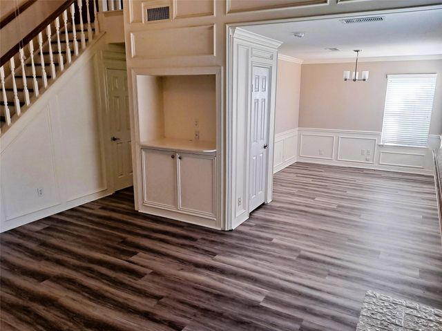 3206 River Valley Drive, Houston, TX 77339