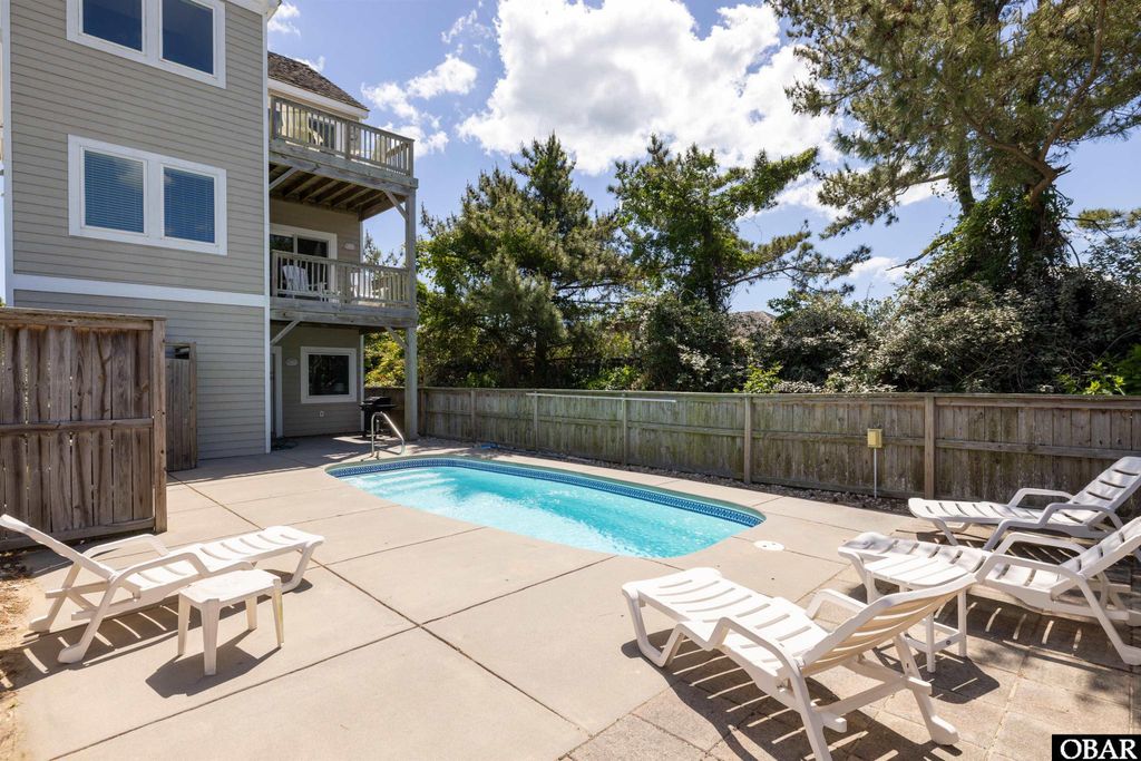Image 11 of property listing at 5313 S Sand Wedge Lane Lot 7, Nags Head, NC 27959