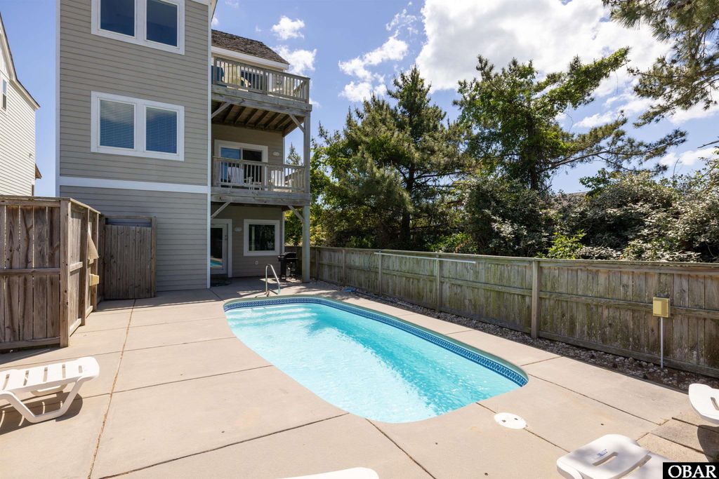 Image 9 of property listing at 5313 S Sand Wedge Lane Lot 7, Nags Head, NC 27959