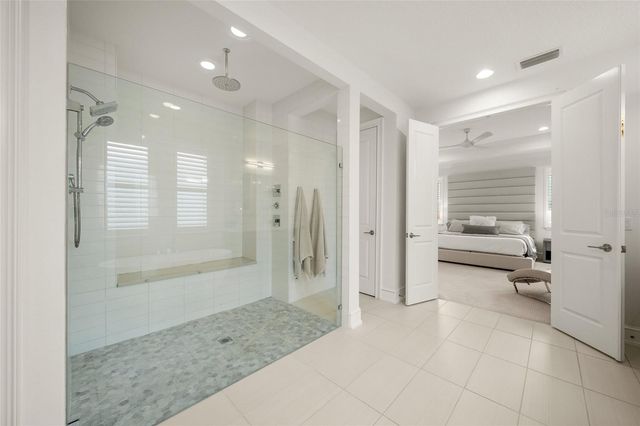 11504 APPLE TREE CIRCLE, Bradenton, FL 34211
