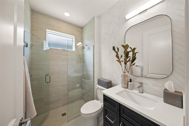 11504 APPLE TREE CIRCLE, Bradenton, FL 34211