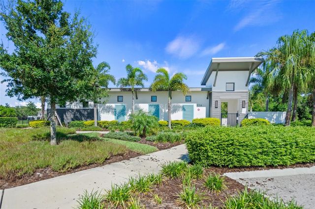 11504 APPLE TREE CIRCLE, Bradenton, FL 34211