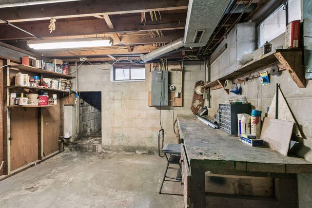 1938 Longview Drive, New Brighton, MN 55112