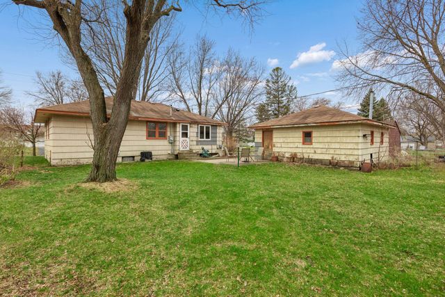 1938 Longview Drive, New Brighton, MN 55112