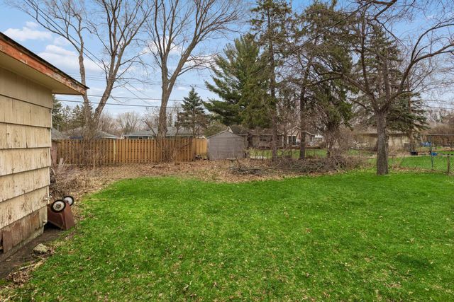 1938 Longview Drive, New Brighton, MN 55112