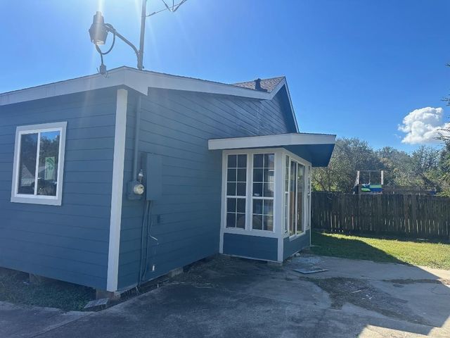 3025 9th Street, Port Arthur, TX 77642