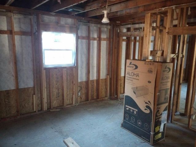 3025 9th Street, Port Arthur, TX 77642