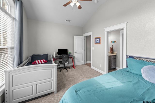 1404 Hannah Circle, Lindale, TX 75771