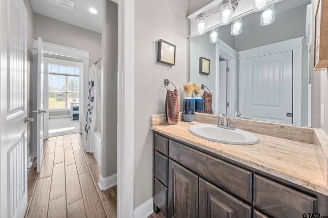 1404 Hannah Circle, Lindale, TX 75771