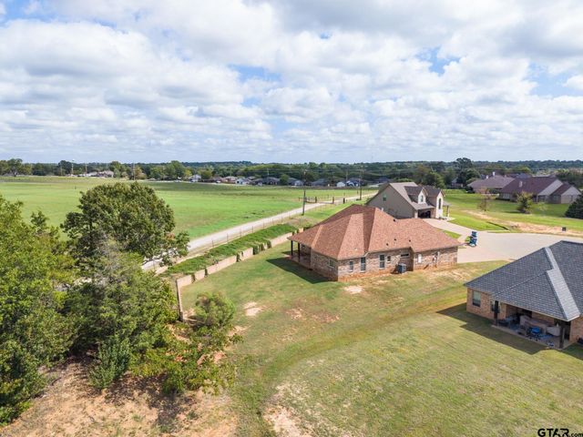 1404 Hannah Circle, Lindale, TX 75771