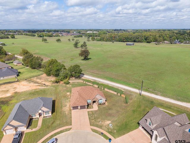 1404 Hannah Circle, Lindale, TX 75771