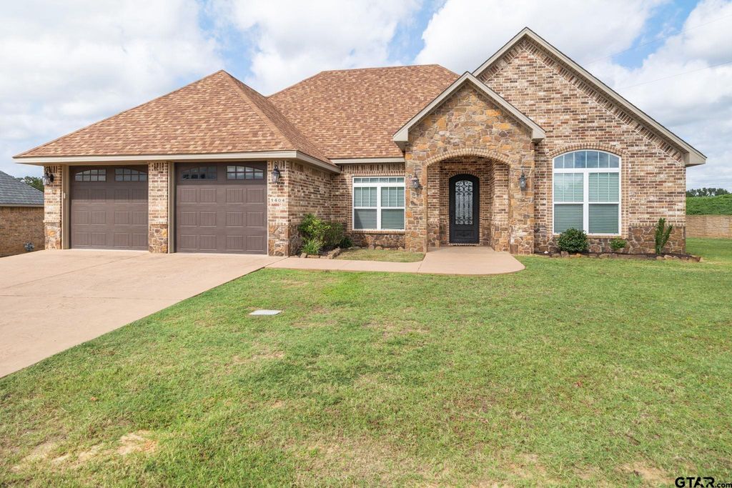 1404 Hannah Circle, Lindale, TX 75771