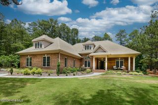 66 Glasgow Drive, Pinehurst, NC 28374
