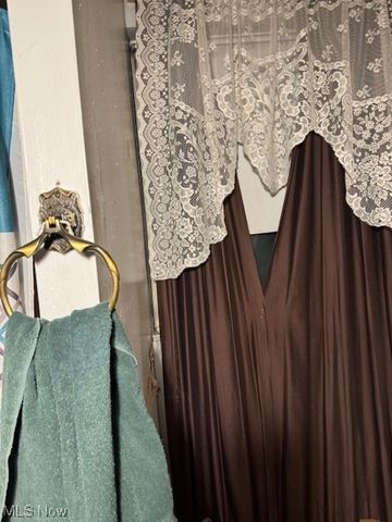 545 Main Street, Follansbee, WV 26037