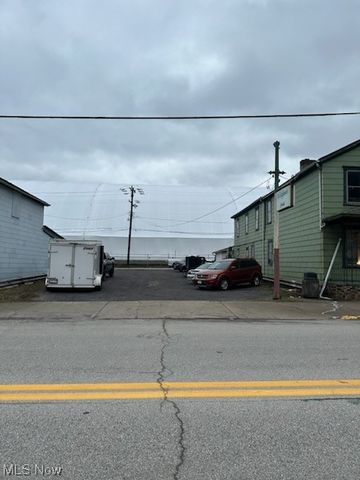 545 Main Street, Follansbee, WV 26037