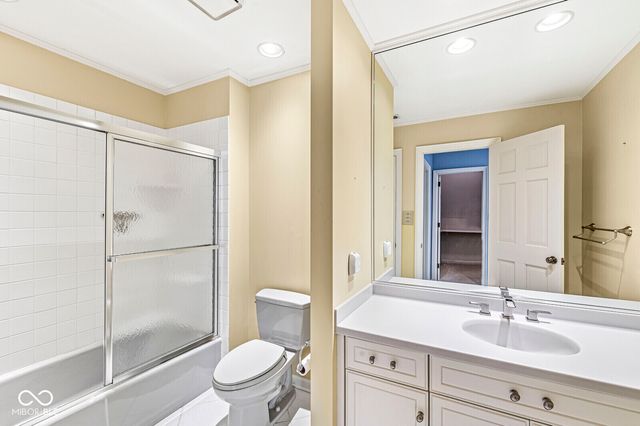 3748 Bay Road South Drive, Indianapolis, IN 46240