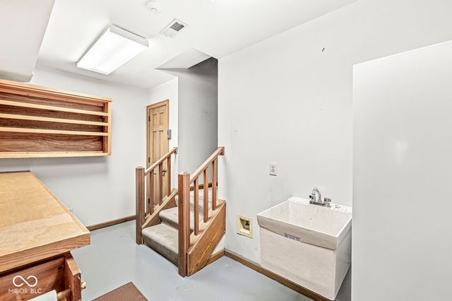 3748 Bay Road South Drive, Indianapolis, IN 46240