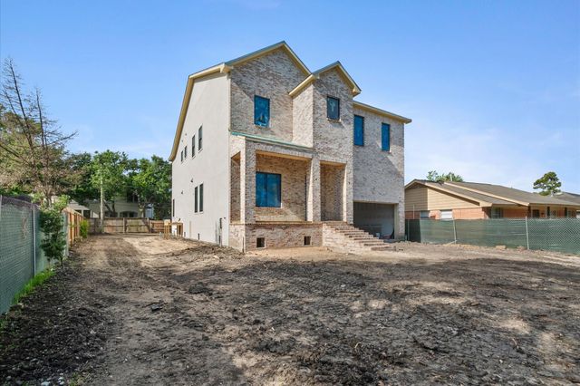 4009 Newshire Drive, Houston, TX 77025