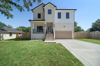4009 Newshire Drive, Houston, TX 77025