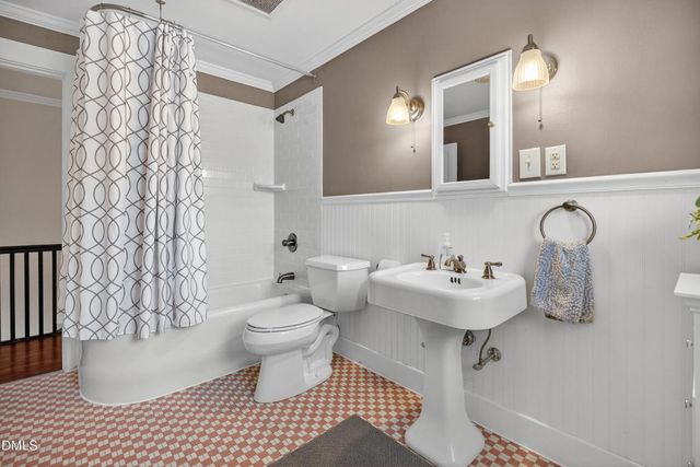 1117 W Davis Street, Burlington, NC 27215