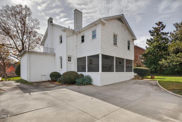 1117 W Davis Street, Burlington, NC 27215