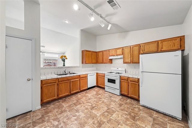 124 Painted Valley Street, Henderson, NV 89074