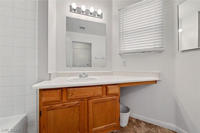 124 Painted Valley Street, Henderson, NV 89074