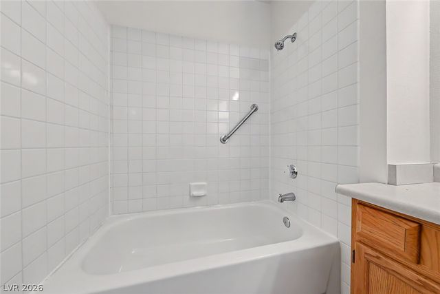 124 Painted Valley Street, Henderson, NV 89074