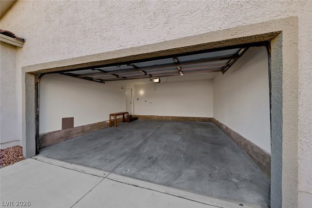 124 Painted Valley Street, Henderson, NV 89074