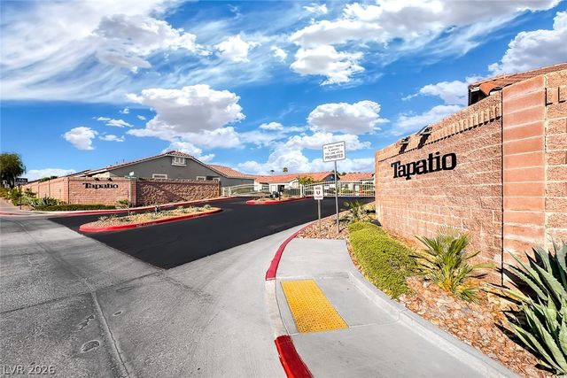 124 Painted Valley Street, Henderson, NV 89074