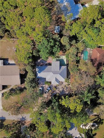 28062 Oak LN, Bonita Springs, FL 34135