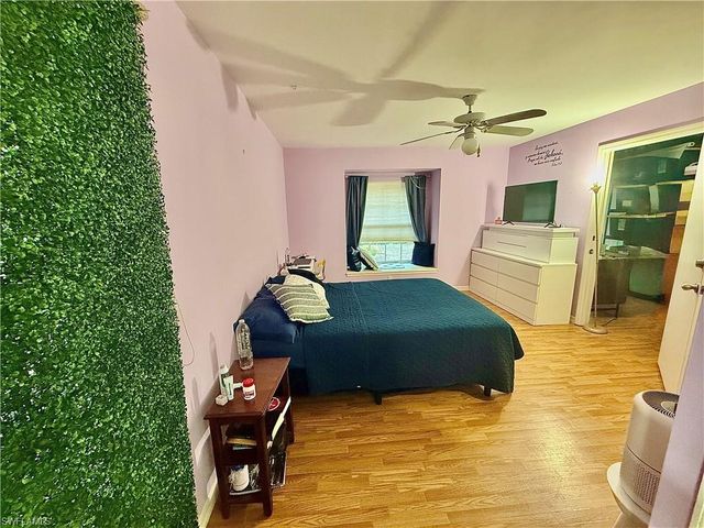 28062 Oak LN, Bonita Springs, FL 34135