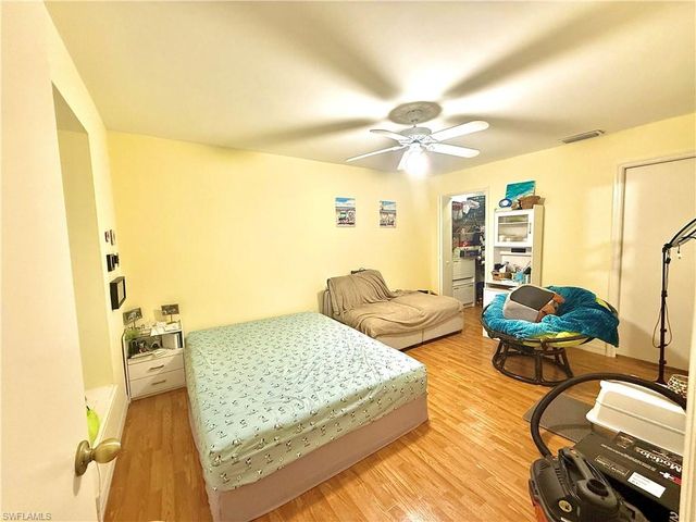 28062 Oak LN, Bonita Springs, FL 34135