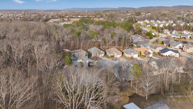 8664 Maple Valley Drive, Chattanooga, TN 37421