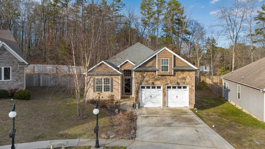8664 Maple Valley Drive, Chattanooga, TN 37421