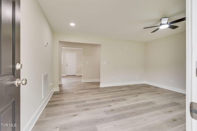 204 Sherry Street, Kingsport, TN 37660