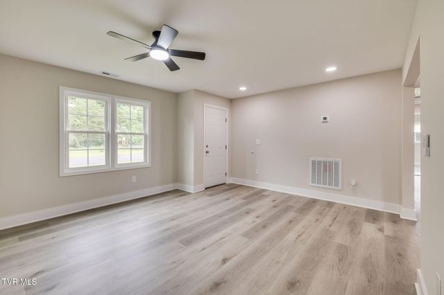 204 Sherry Street, Kingsport, TN 37660