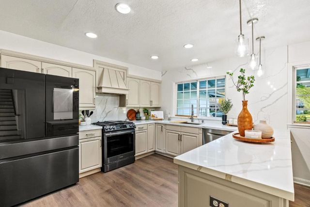 6533 Bose Court, San Jose, CA 95120