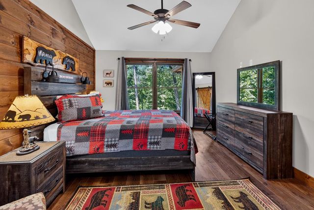 155 Hawks Ridge Drive, Mineral Bluff, GA 30559