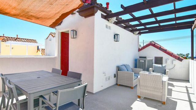 424 N Tremont Street, Oceanside, CA 92054