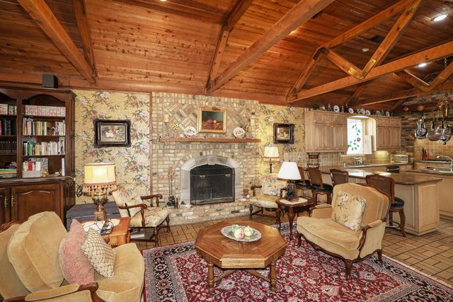 7216 VERSAILLES Drive, Amarillo, TX 79121