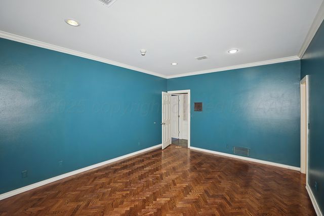 7216 VERSAILLES Drive, Amarillo, TX 79121