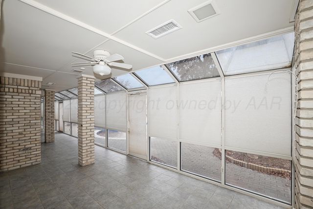 7216 VERSAILLES Drive, Amarillo, TX 79121