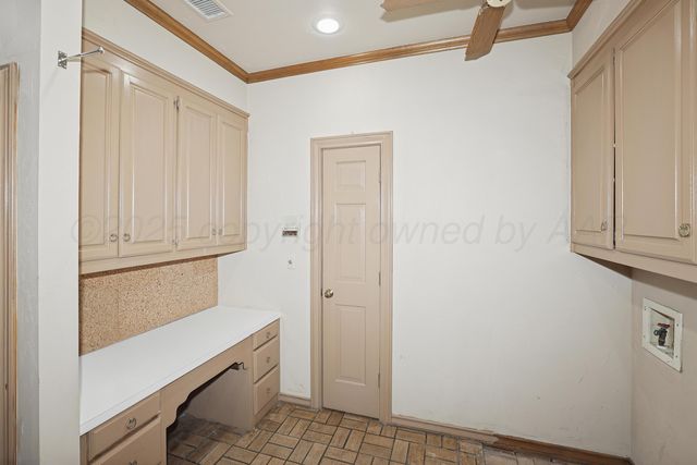 7216 VERSAILLES Drive, Amarillo, TX 79121