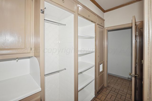 7216 VERSAILLES Drive, Amarillo, TX 79121