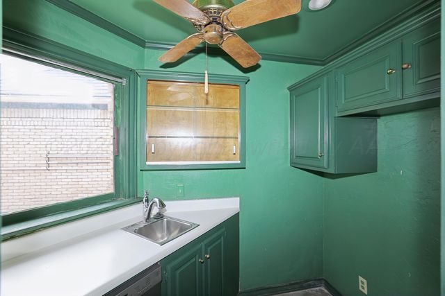 7216 VERSAILLES Drive, Amarillo, TX 79121